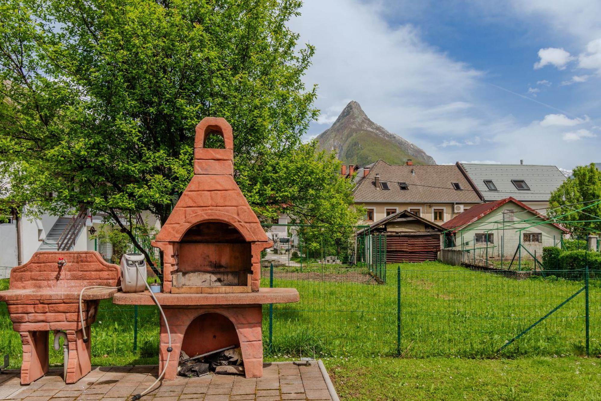 Apartment Pr' Stajercu With Free Onsite Parking Bovec Esterno foto